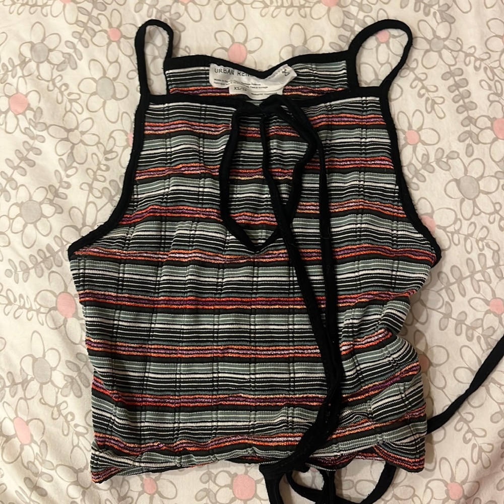 Crop top